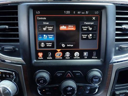 Used 2014 RAM 1500 Laramie w/ Convenience Group AWD/4WD image 15