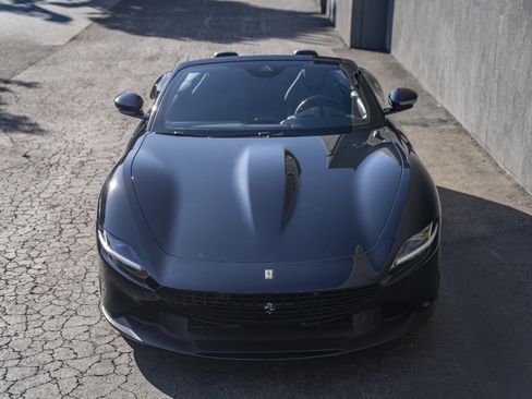 Certified 2024 Ferrari Roma Spider image 8