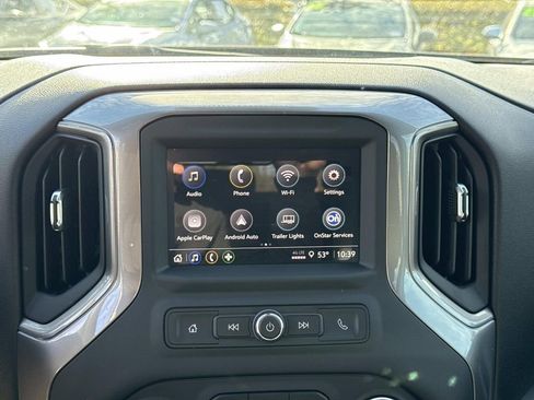 Used 2025 Chevrolet Silverado 1500 Custom image 24