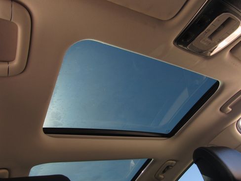 Used 2021 Genesis GV80 3.5T image 8