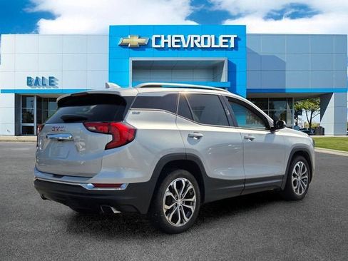 Used 2019 GMC Terrain SLT FWD image 3