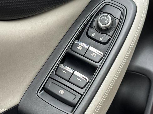 Used 2019 Subaru Forester Limited w/ Popular Package #3 image 13