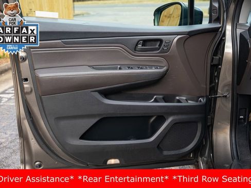 Used 2019 Honda Odyssey Touring image 13