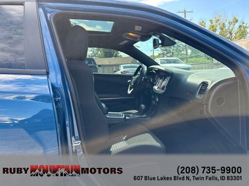 Used 2021 Dodge Charger Scat Pack w/ Dynamics Package RWD image 22