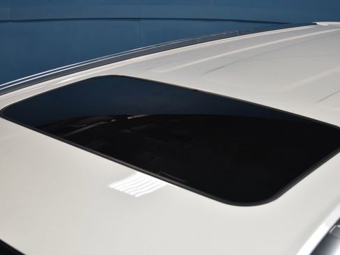 Used 2017 Toyota Highlander Limited image 26