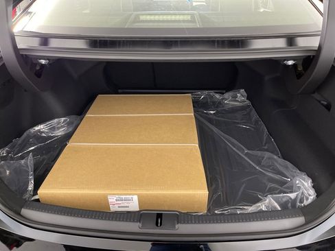 New 2026 Toyota Crown XLE image 10