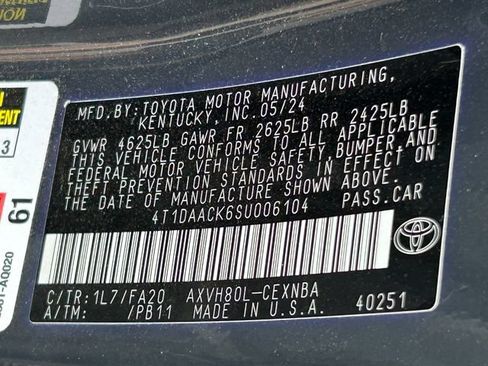 Used 2025 Toyota Camry Hybrid FWD image 15