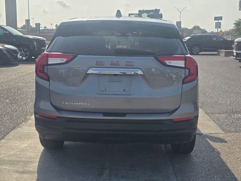 Used 2023 GMC Terrain SLE FWD image 7