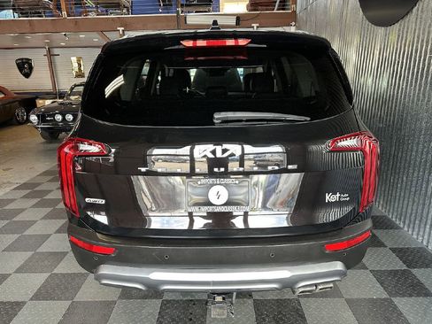 Used 2022 Kia Telluride SX image 6