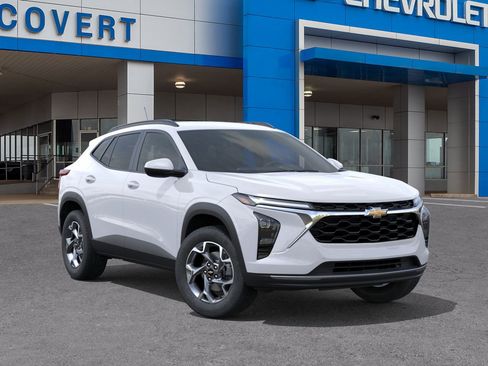 New 2026 Chevrolet Trax LT FWD image 7