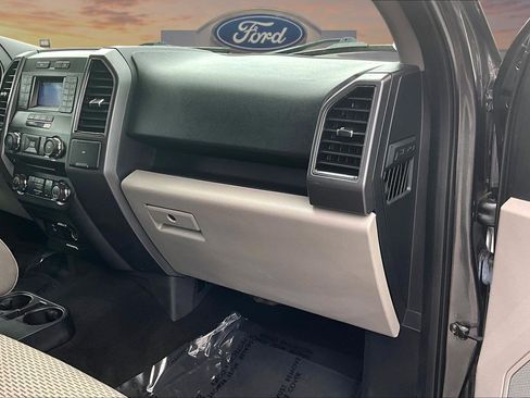 Used 2018 Ford F150 XLT AWD/4WD image 17