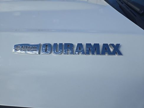 Used 2018 Chevrolet Silverado 2500 High Country w/ Duramax Plus Package image 44