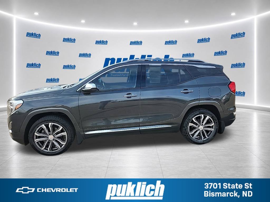 Used 2018 GMC Terrain Denali w/ Advanced Safety Package AWD/4WD image 4