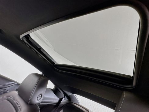 Used 2017 Chevrolet Camaro LT image 23