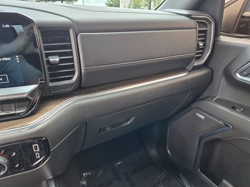 Certified 2025 Chevrolet Silverado 1500 LT Trail Boss w/ Convenience Package II AWD/4WD image 29