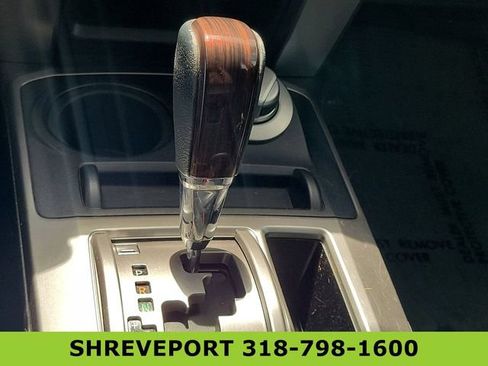 Used 2015 Toyota 4Runner Limited AWD/4WD image 16