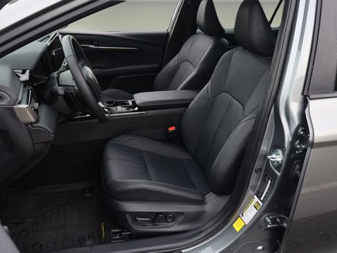 Certified 2025 Toyota Camry XSE w/ Premium Plus Package FWD image 8
