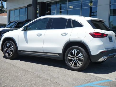 Certified 2025 Mercedes-Benz GLA 250 image 6