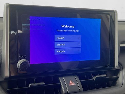 Used 2025 Toyota RAV4 XLE w/ Convenience Package FWD image 27