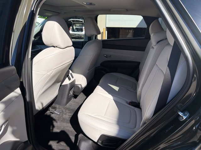 Used 2025 Hyundai Tucson SEL AWD/4WD image 16