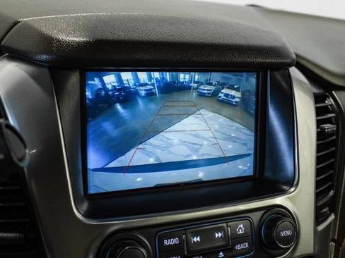 Used 2018 Chevrolet Tahoe Premier AWD/4WD image 24