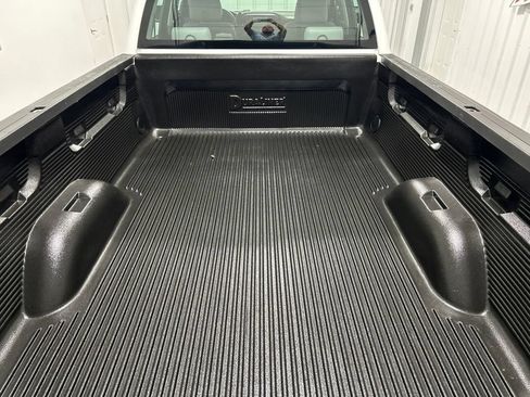 Used 2017 Chevrolet Silverado 2500 W/T RWD image 4