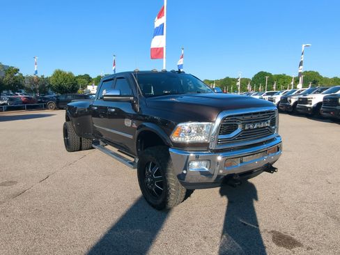 Used 2017 RAM 3500 Laramie Longhorn AWD/4WD image 2