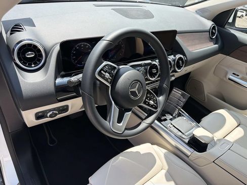 Used 2023 Mercedes-Benz GLA 250 image 17