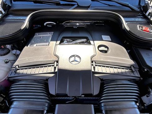 New 2026 Mercedes-Benz GLS 580 GLS 580 image 11