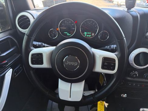 Used 2017 Jeep Wrangler Unlimited Sport w/ Quick Order Package 24S image 18