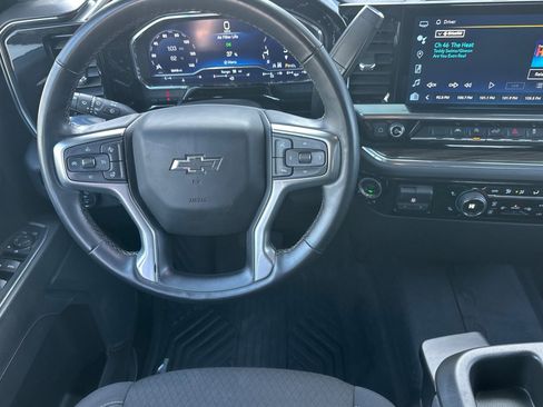 Used 2023 Chevrolet Silverado 1500 LT Trail Boss w/ Protection Package image 17