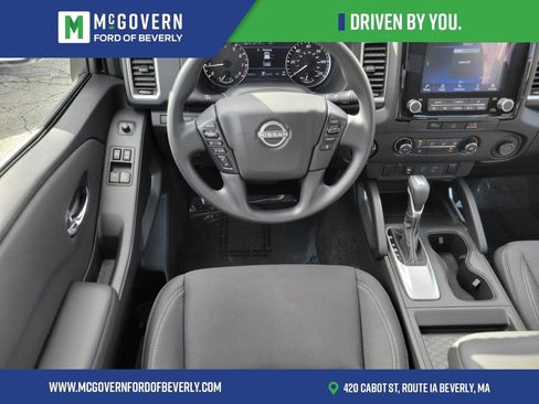 Used 2024 Nissan Frontier SV w/ Technology Package AWD/4WD image 12