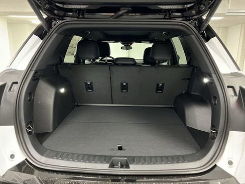 New 2026 GMC Terrain AT4 w/ Convenience Package III image 26