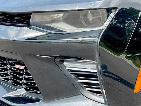 Used 2018 Chevrolet Camaro SS RWD image 24