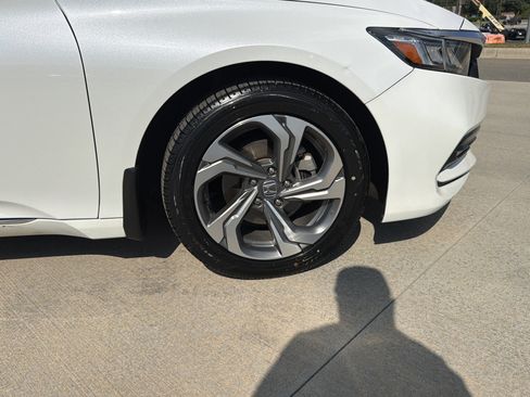 Used 2020 Honda Accord EX-L image 13