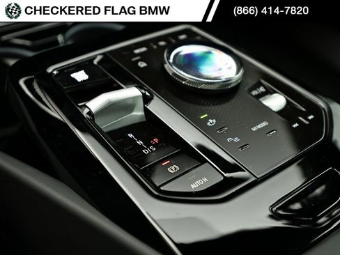 Used 2025 BMW 530i w/ M Sport Package image 38
