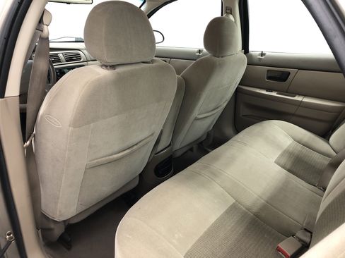 Used 2006 Ford Taurus SE image 12