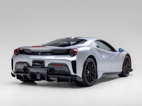 Certified 2020 Ferrari 488 Pista Coupe RWD image 9
