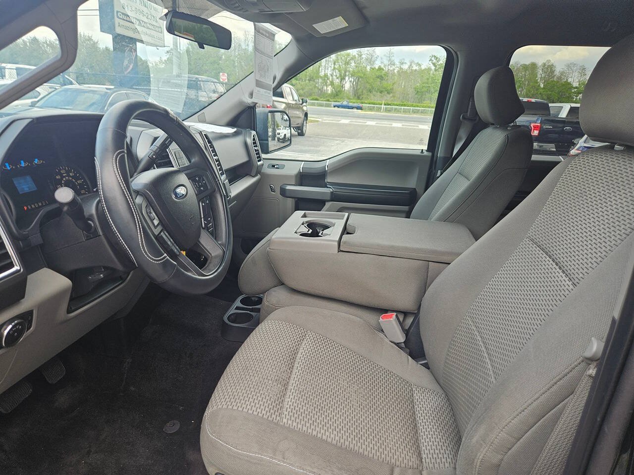 Used 2015 Ford F150 XLT RWD image 2