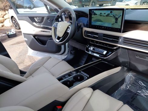 New 2026 Lincoln Corsair Reserve image 33