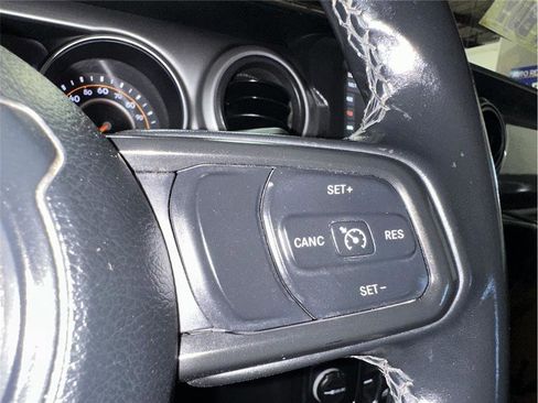 Used 2021 Jeep Wrangler Unlimited Willys image 34