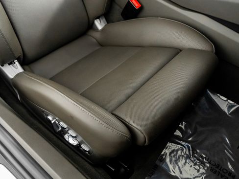 Used 2017 Porsche 911 Turbo S image 30