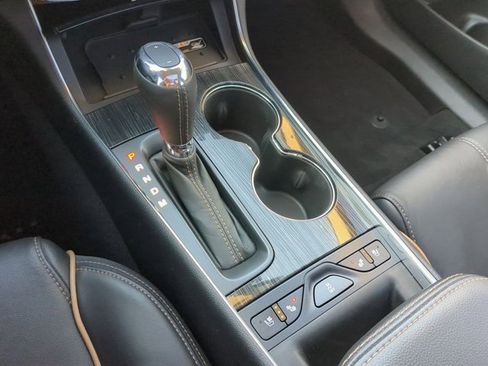 Used 2017 Chevrolet Impala Premier w/ Enhanced Convenience Package image 15