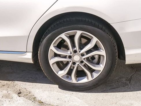 Used 2015 Mercedes-Benz C 300 Sedan image 6