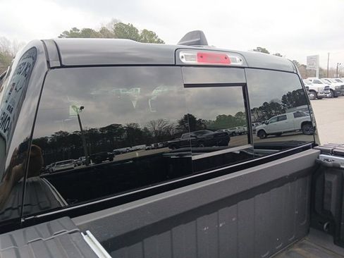 Used 2019 RAM 1500 Limited image 8