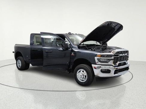 New 2026 RAM 3500 Tradesman AWD/4WD image 11