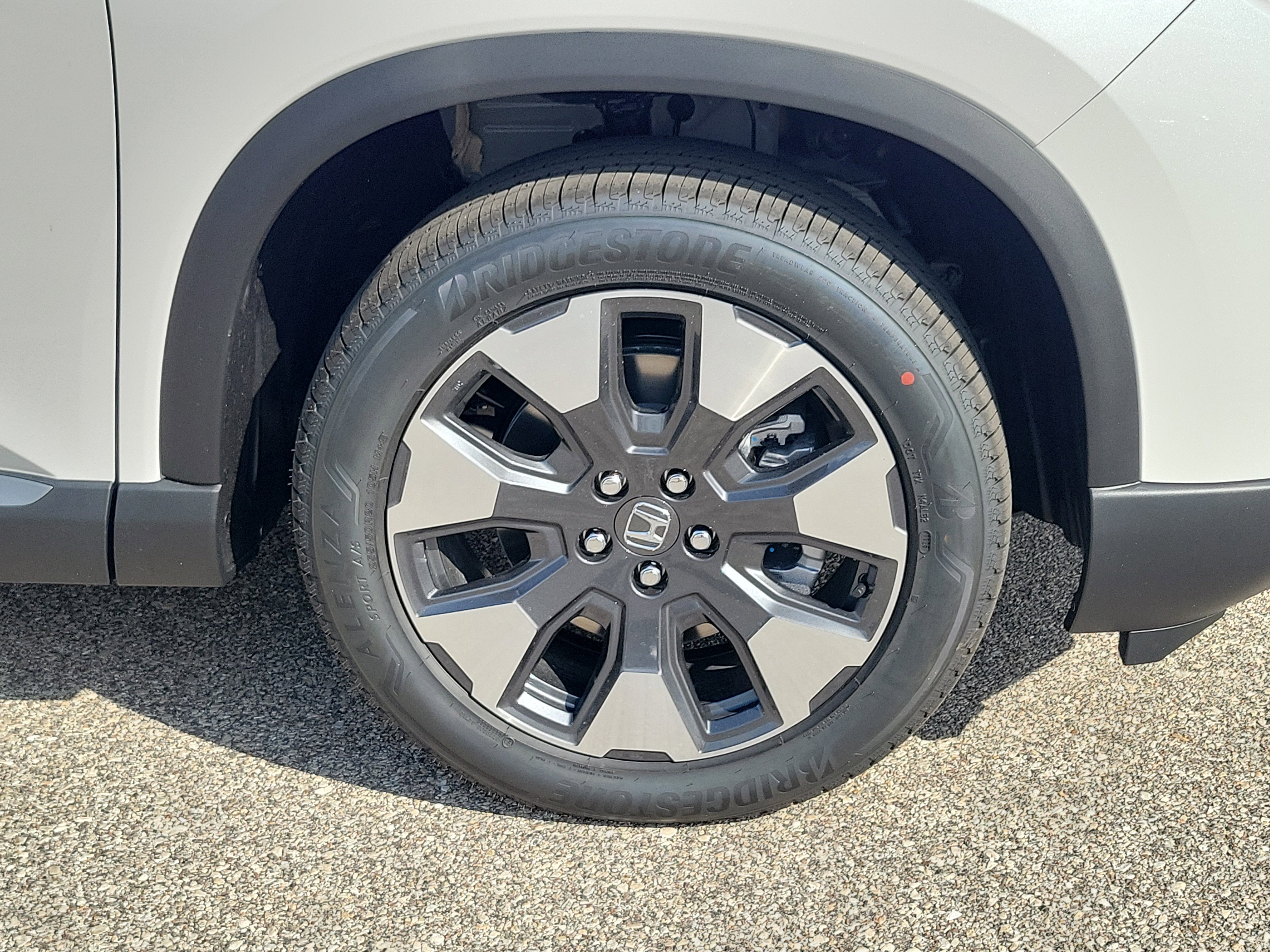 New 2026 Honda Pilot Elite image 9