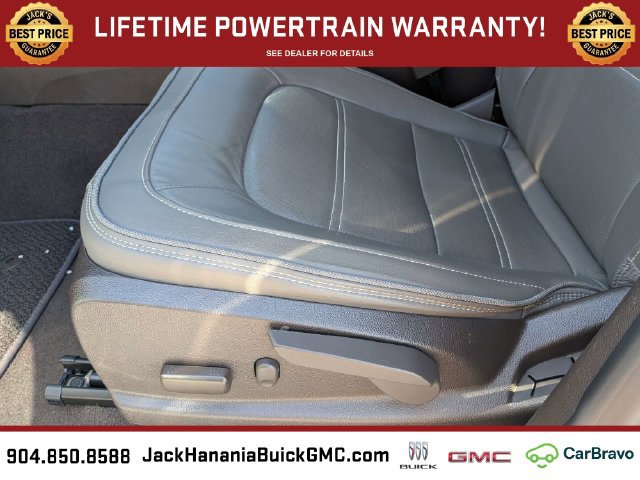 Used 2022 GMC Canyon Denali RWD image 22