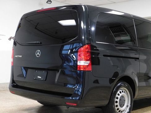 Used 2019 Mercedes-Benz Metris Passenger image 61