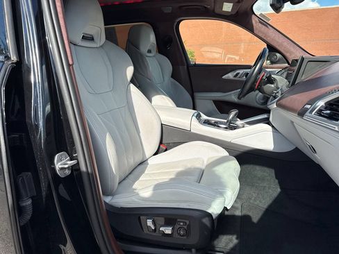 Used 2023 BMW XM AWD/4WD image 29